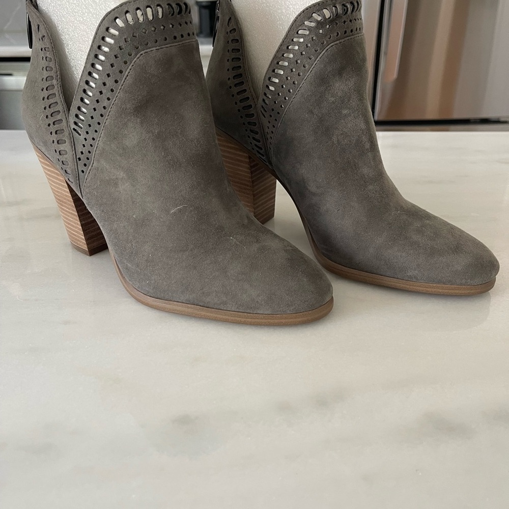 Vince Camuto Gray Suede Ankle Boots 8.5